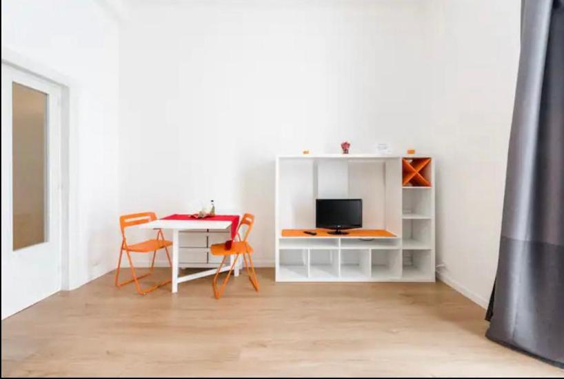 5Ino Apartment Bari Bagian luar foto