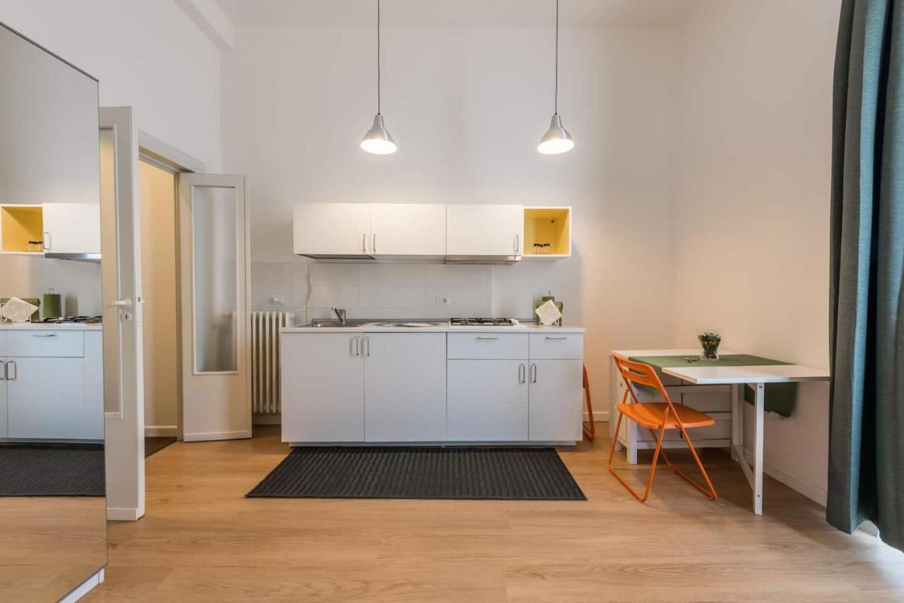 5Ino Apartment Bari Bagian luar foto