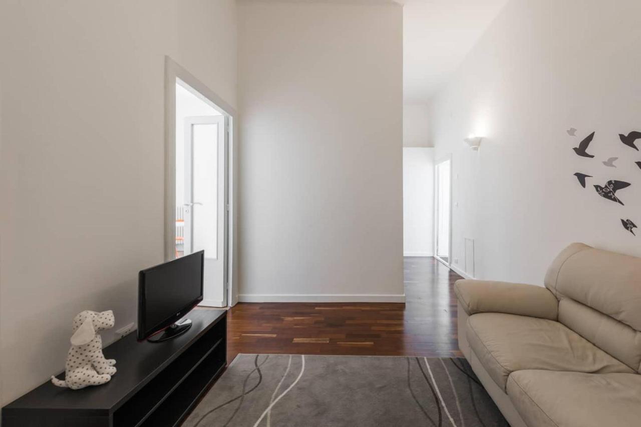 5Ino Apartment Bari Bagian luar foto